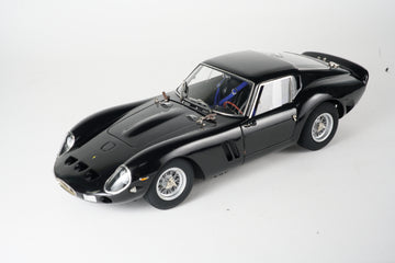 1:18 Scale Car Model Black Saphire Met