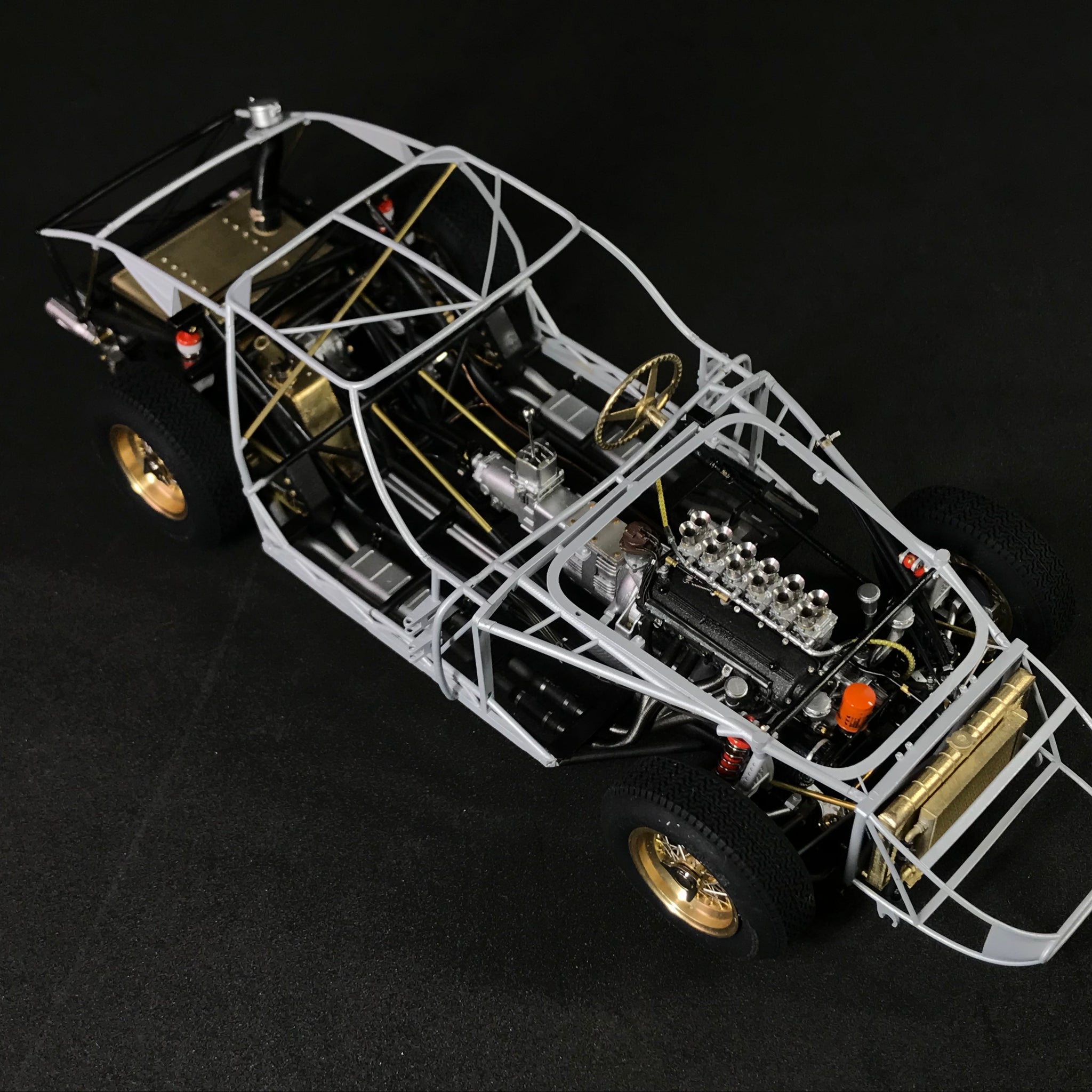 1:18 Ferrari 250 GTO Rolling Chassis (Painted Version)